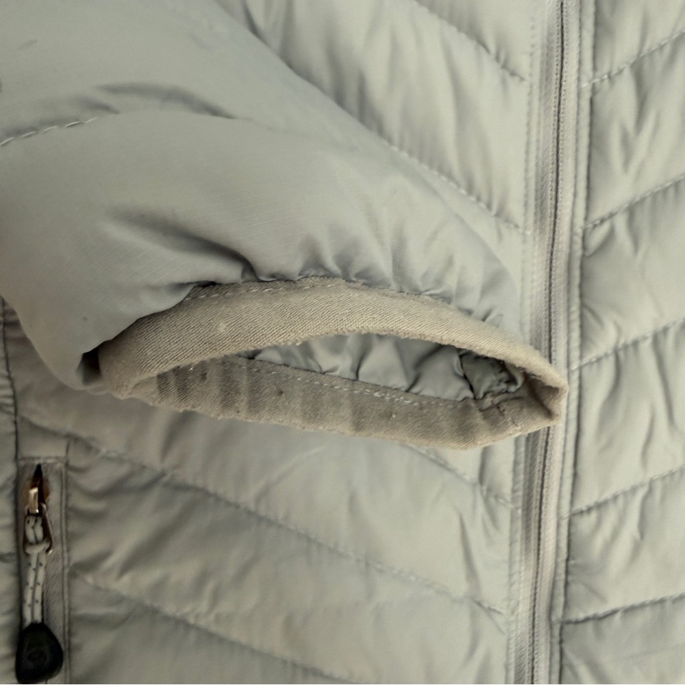 Mountain Hardware Packable Down Puffer Jacket - S - image 8